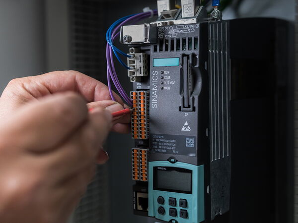 Verdrahtung Siemens Sinamics